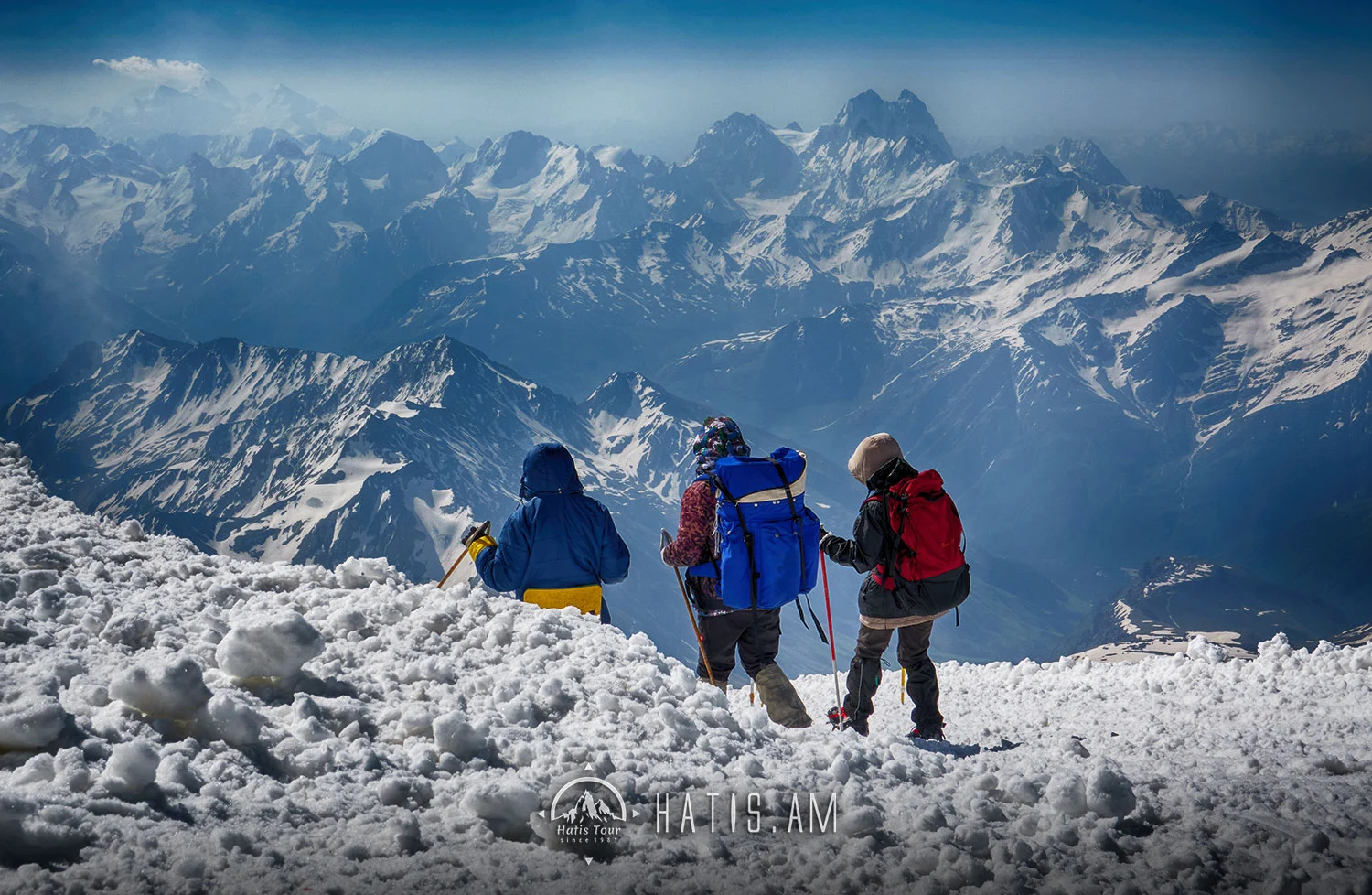 Climbing Mount Elbrus | Group Hike