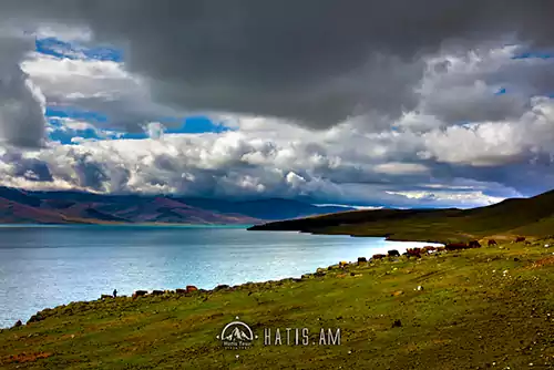 Озеро чилдыр Цовак Хюсисо - гора Арарат перед восхождением