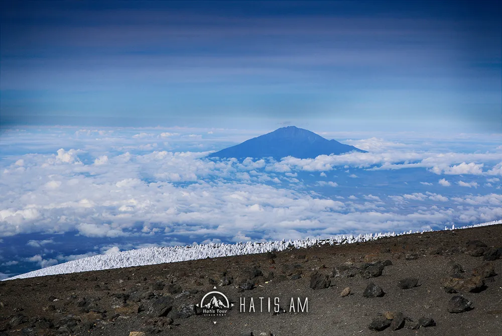 Climbing Kilimanjaro | Group Hike